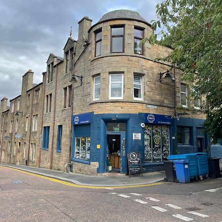 Crown Aros Beag, Ultra City Central 2 Bedroom Apartment With Free Parking Onsite Inverness Exterior photo