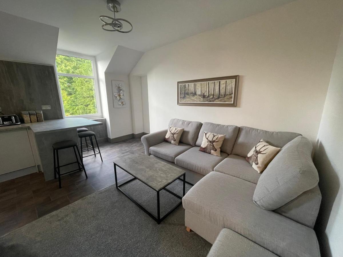Crown Aros Beag, Ultra City Central 2 Bedroom Apartment With Free Parking Onsite Inverness Exterior photo